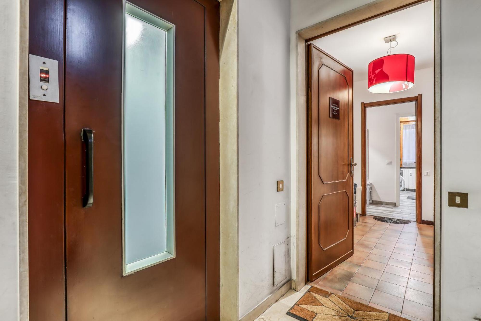 Angolo Alla Stazione - Bilocale Ristrutturato Zona Stazione E Ospedali Pavia Exterior photo